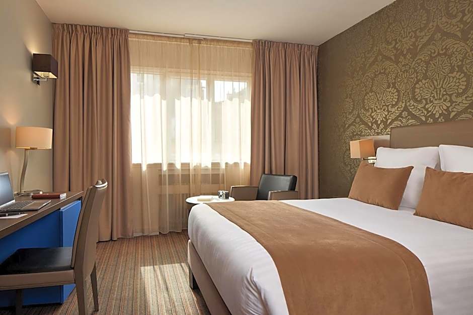 Timhotel Opera Blanche Fontaine