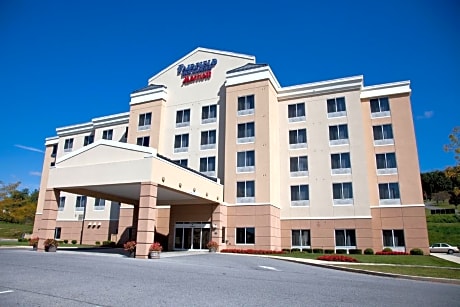 Fairfield Inn & Suites Bedford