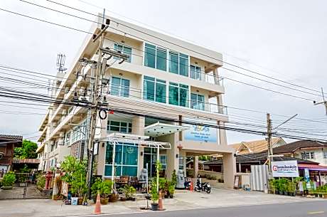 GoldenBeach Boutique Resort