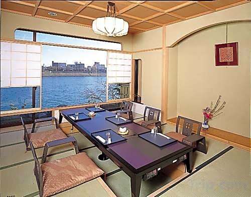 Shunjuan Hasshokaku Mizunowo