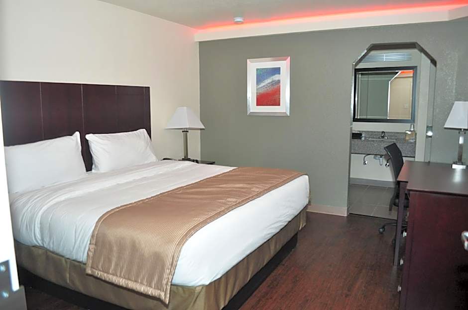 Trinity Suites Downtown Dallas