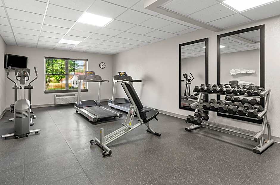 Country Inn & Suites by Radisson, Roanoke, VA