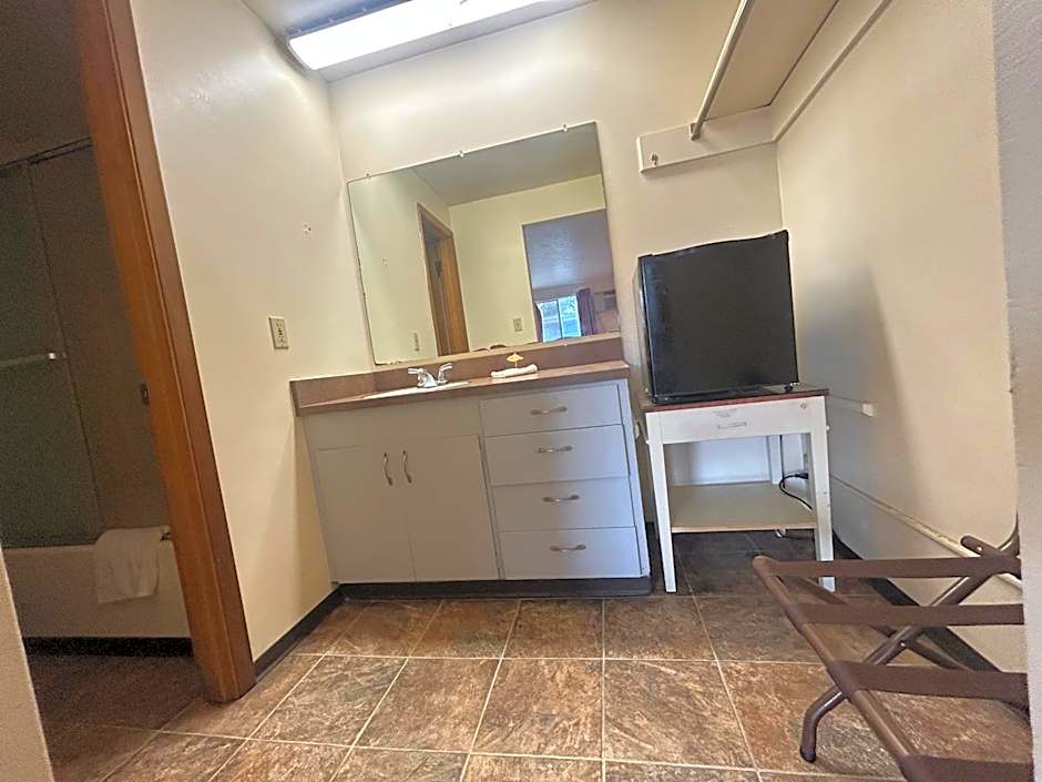 Capri Motel By Belvilla Walla Walla US 12