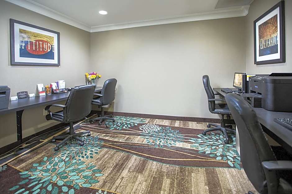 Staybridge Suites Augusta By IHG