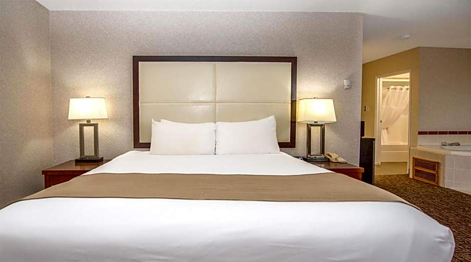 Coast Fort St John Hotel