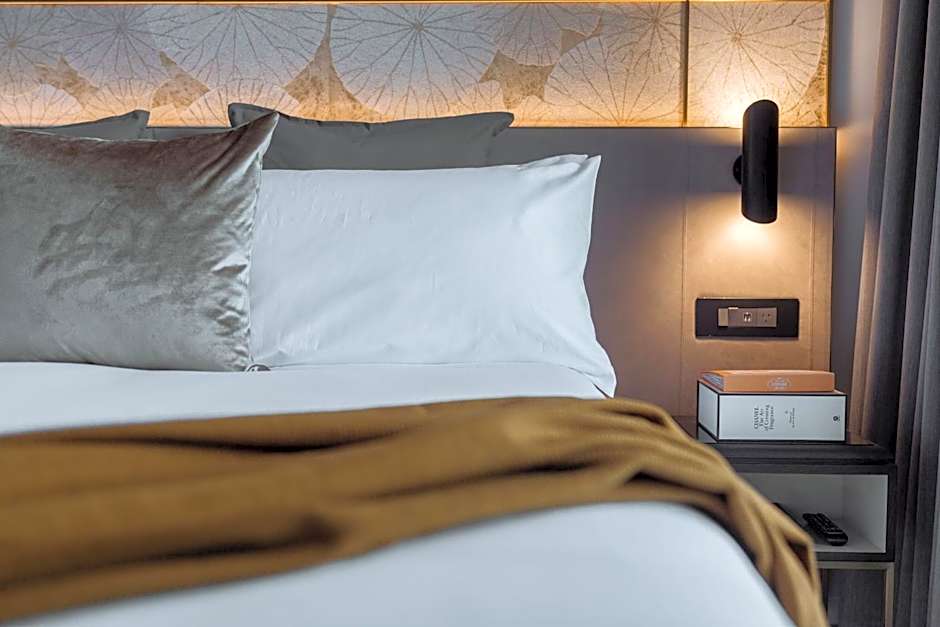 One Global Resorts Green Square