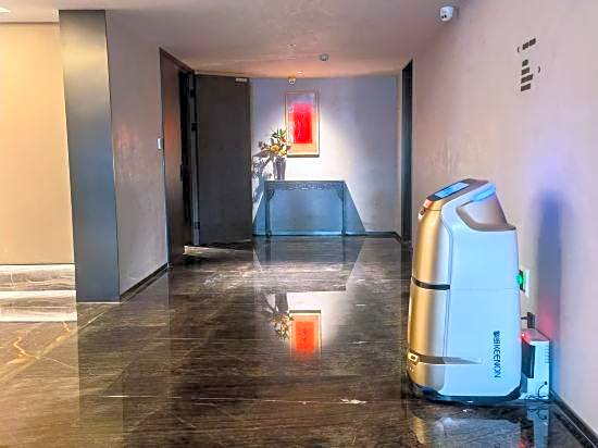 Simen Hotel