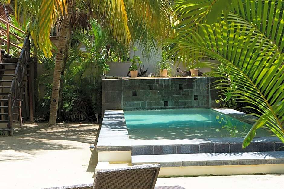 La Puerta Azul Beachfront - Adults Only