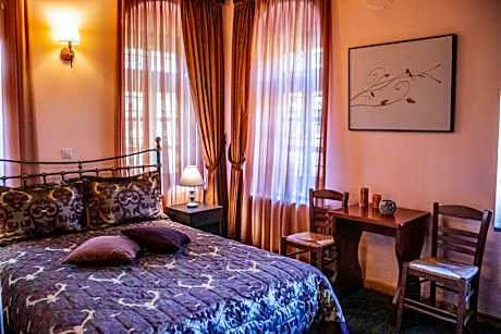 Triple Room with Mountain View