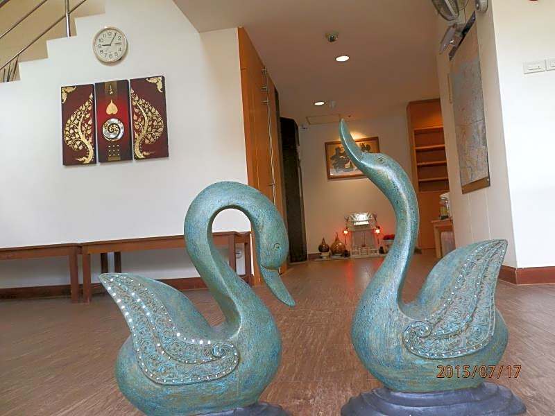 Sandy Serviced Apartment