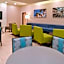 La Quinta Inn & Suites by Wyndham Indianapolis South