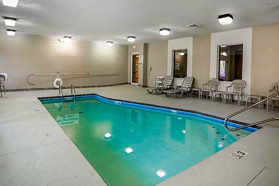 Quality Inn Parsons North
