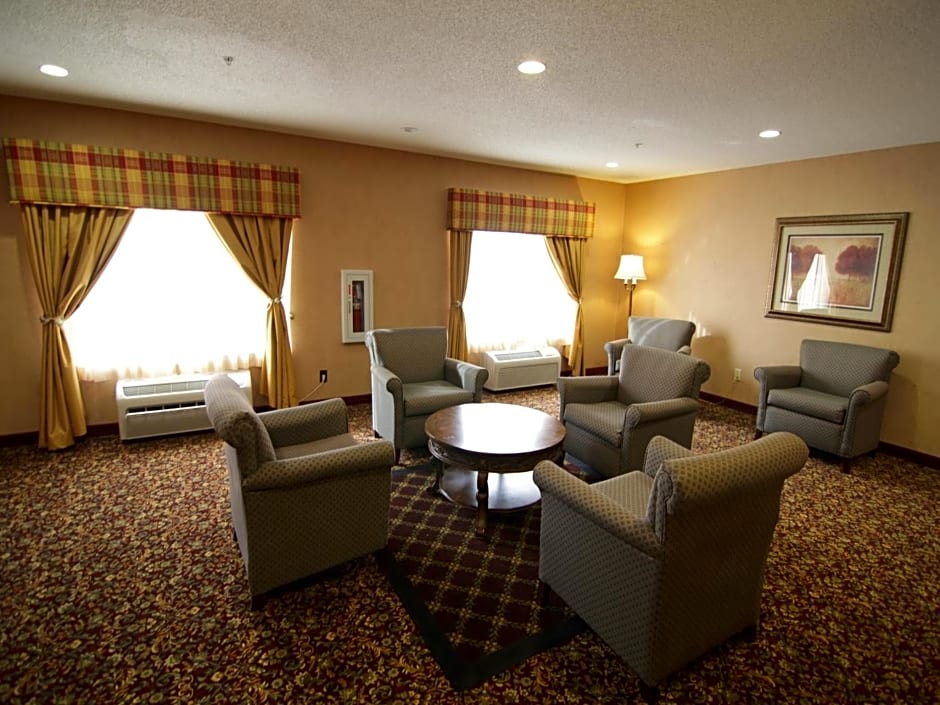 Town & Country Inn And Suites