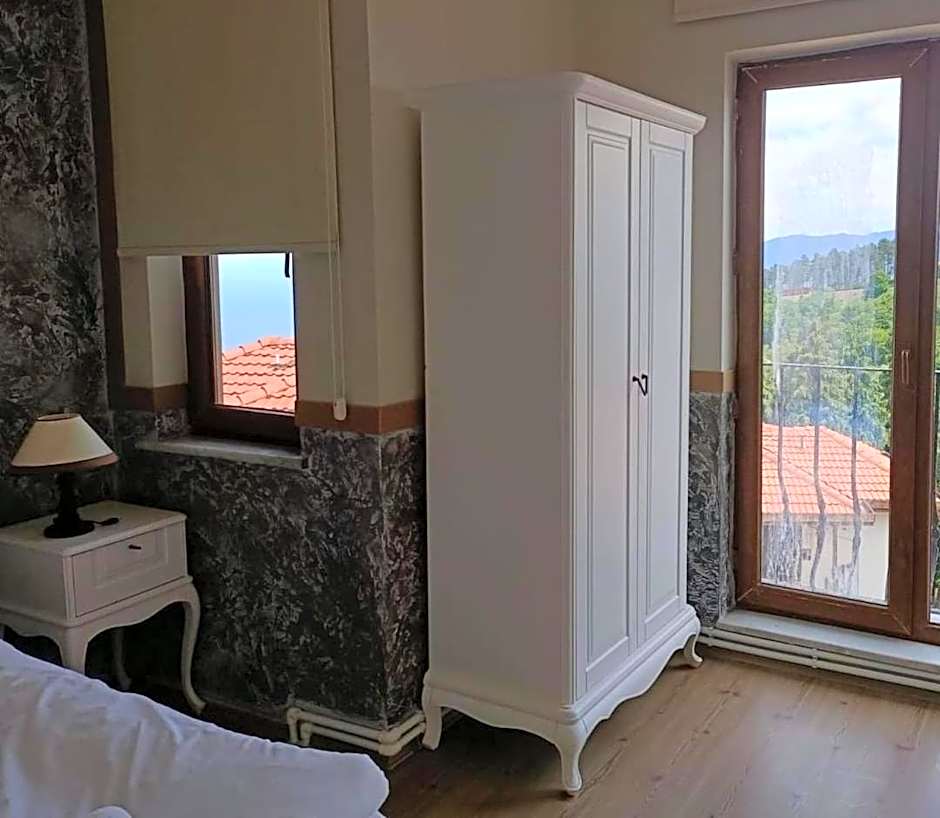 Akamoy Boztepe Hotel & restaurant