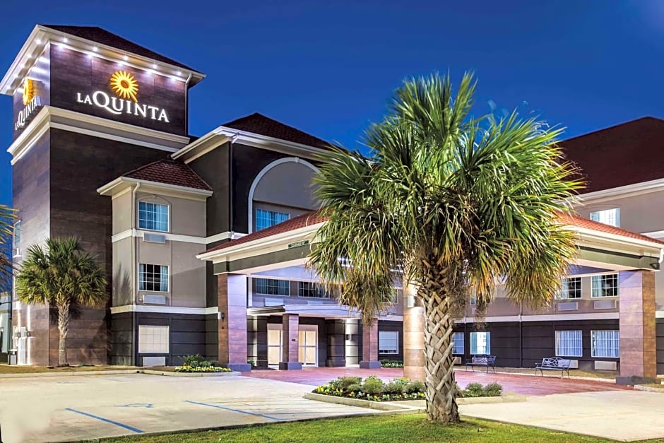 La Quinta Inn & Suites by Wyndham Walker-Denham Springs