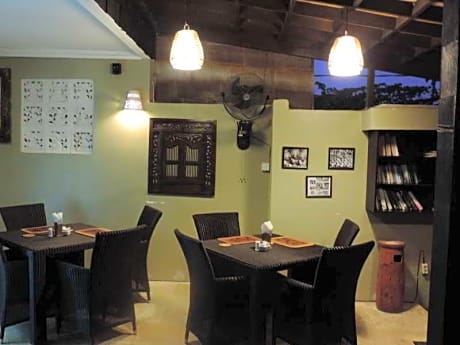 Andari Legian