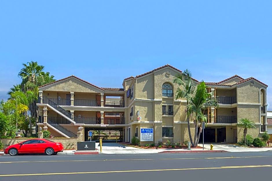 Laguna Inn and Suites
