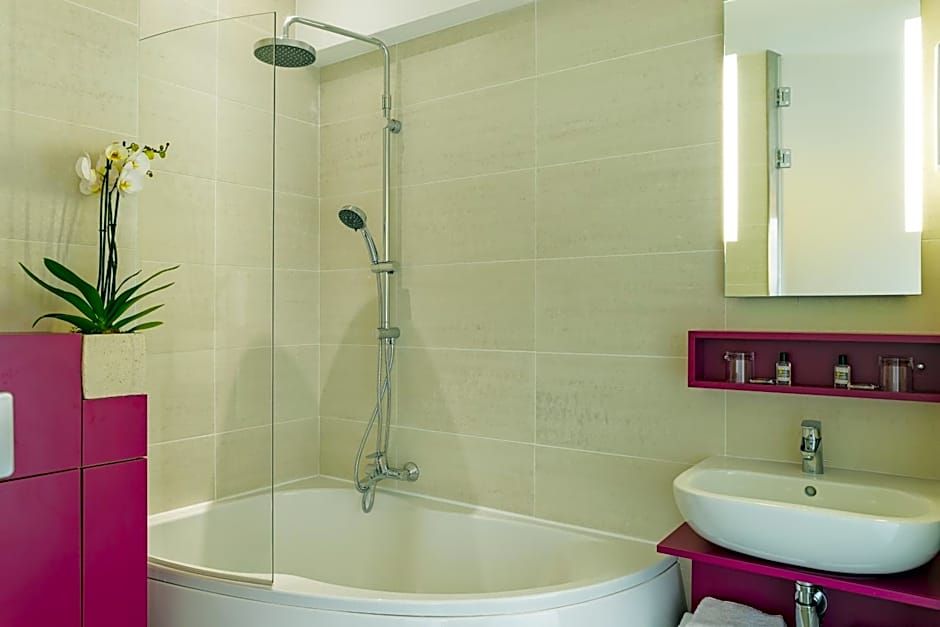Hotel Le Pere Leon