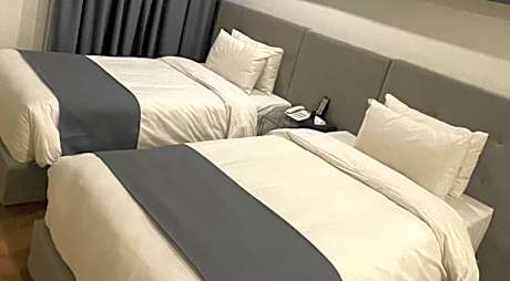 Luxury Triple Room