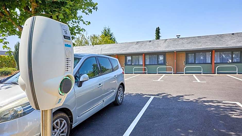 Campanile NATURE - Niort Est La Crèche