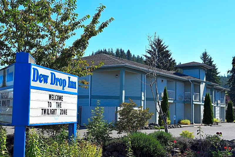 The Dew Drop Inn Motel