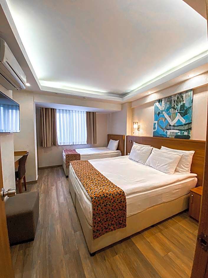 BGuest Hotel & Residence