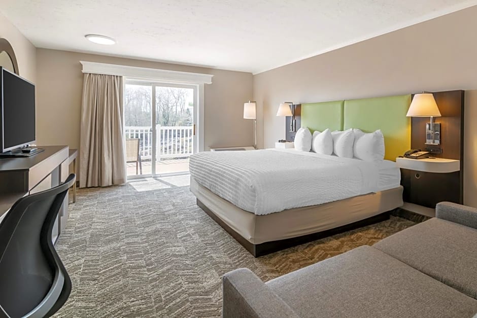 Ogunquit River Inn & Suites
