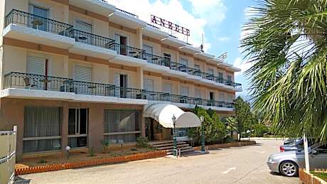 Hotel Anesi