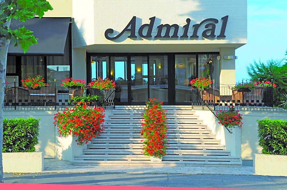 Hotel Admiral - on the beach