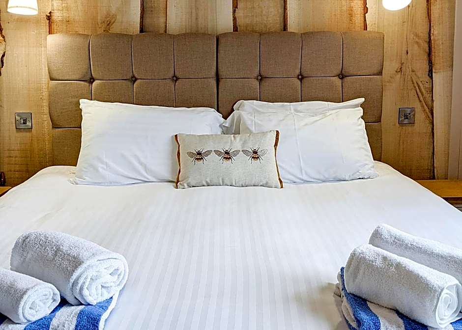 The Warrens At Foxtail