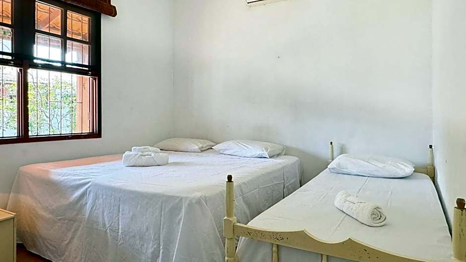 Casa Aconchegante a 100 metros da praia - NDI006