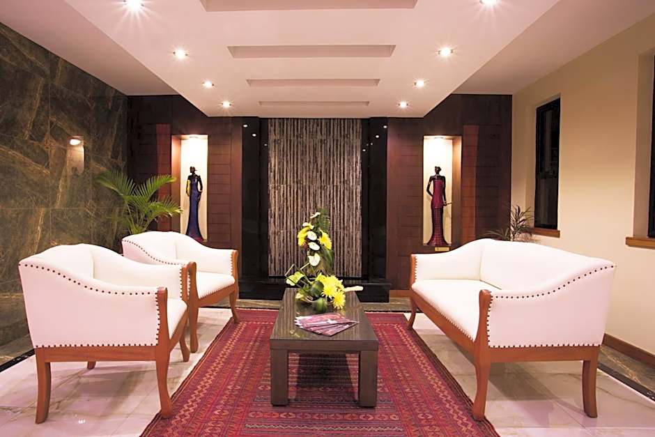 Bidwood Suite Hotel, Opposite Sarit Centre