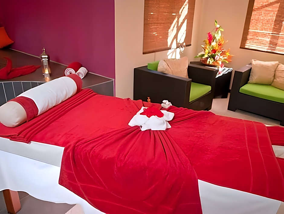 Jalsa Beach Hotel & Spa