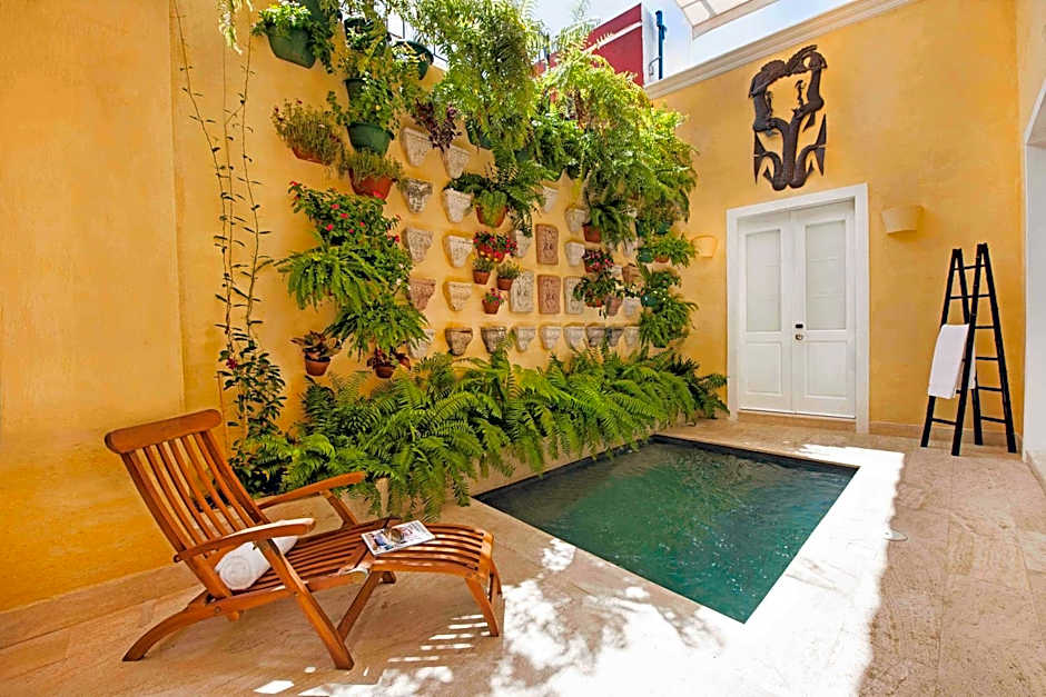 Casas del XVI Boutique Hotel