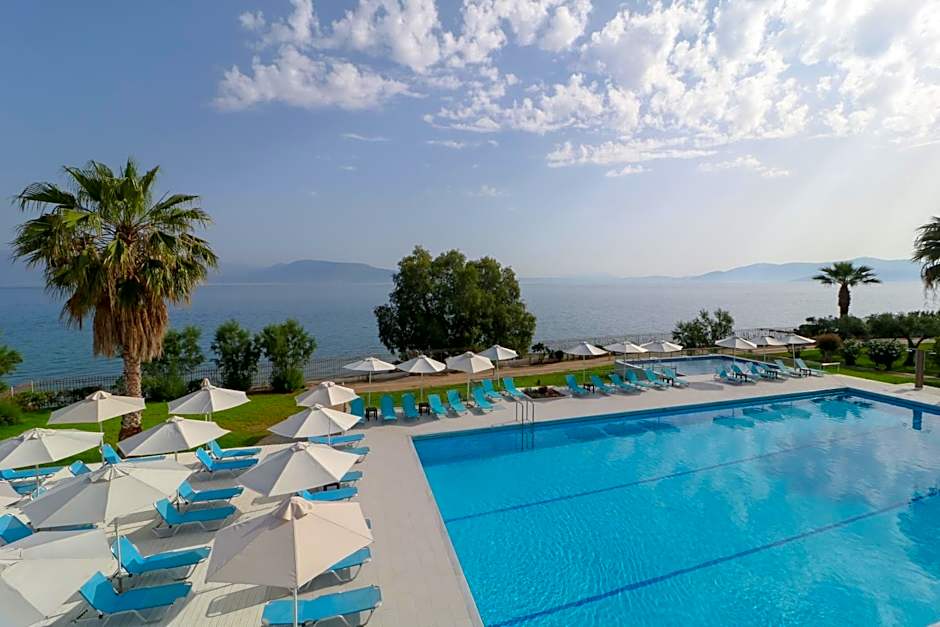 Calamos Beach Family Club