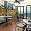 Hostal House