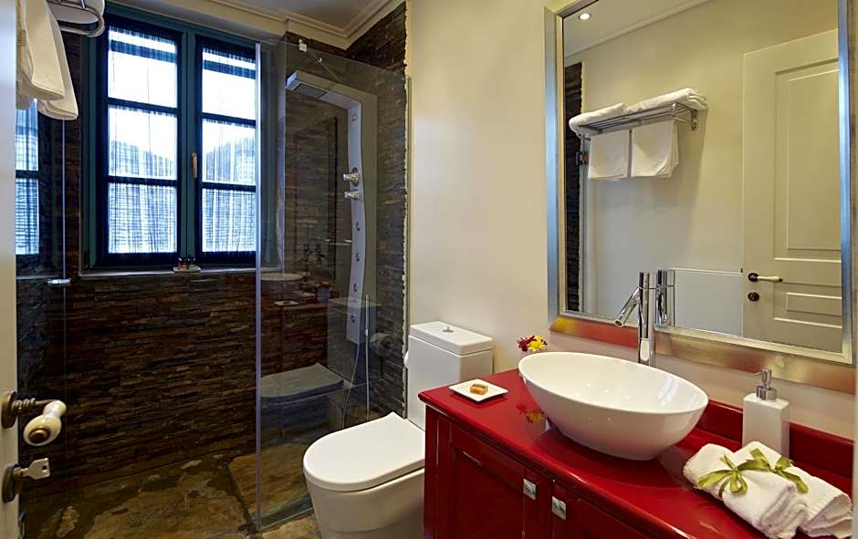 Zagori Suites Luxury Residences