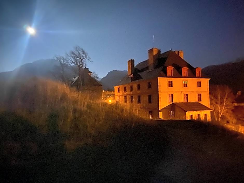 Le Pavillon des Officiers