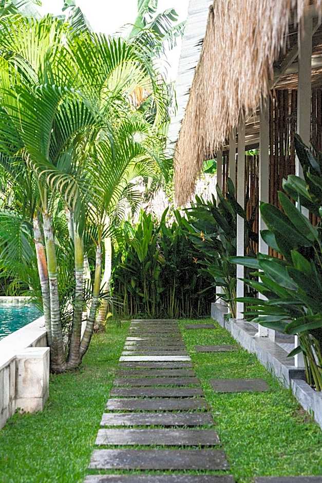 Suku Lifestyle Hotel & Villas
