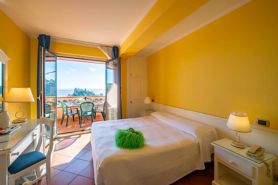 Mendolia Beach Hotel