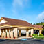 Days Inn & Conf Center by Wyndham Southern Pines Pinehurst