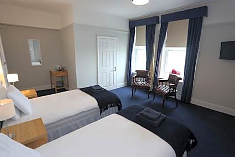 Twin Room with Sea View