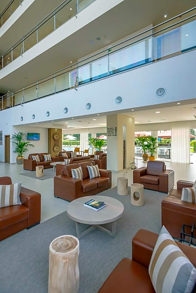 Areias Village Beach Suite Hotel