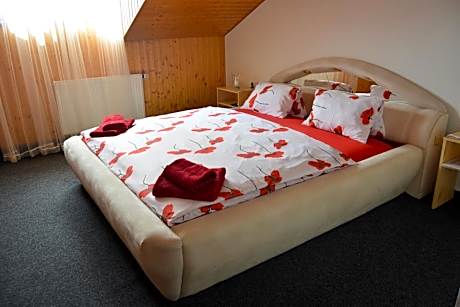 Deluxe Double Room with Spa Bath