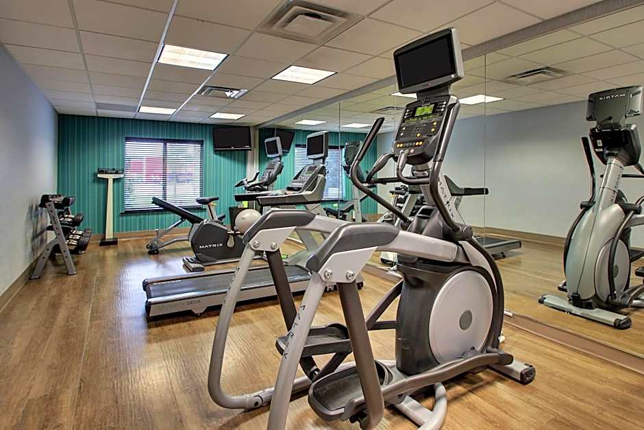 Holiday Inn Express Hotel & Suites Waukegan/Gurnee By IHG