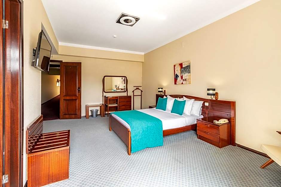 Hotel Colmeia