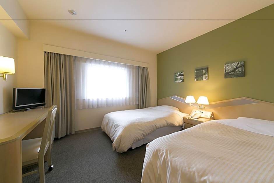 Shin Osaka Washington Hotel Plaza