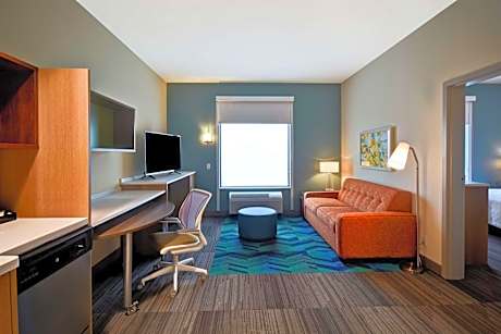 King Suite - Mobility Access/Non-Smoking