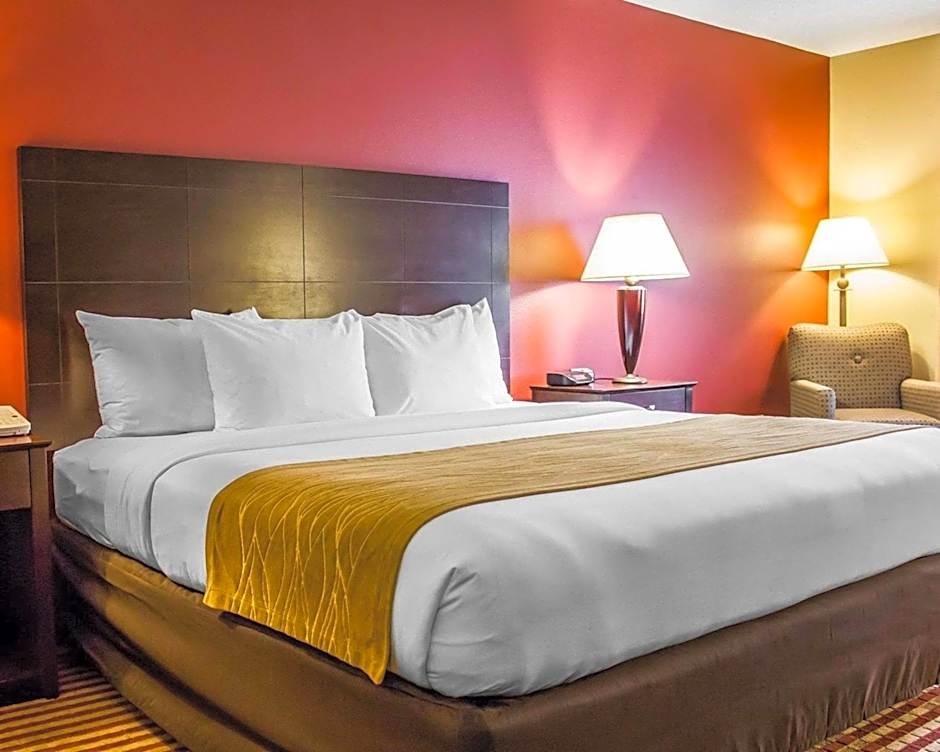 Comfort Inn & Suites