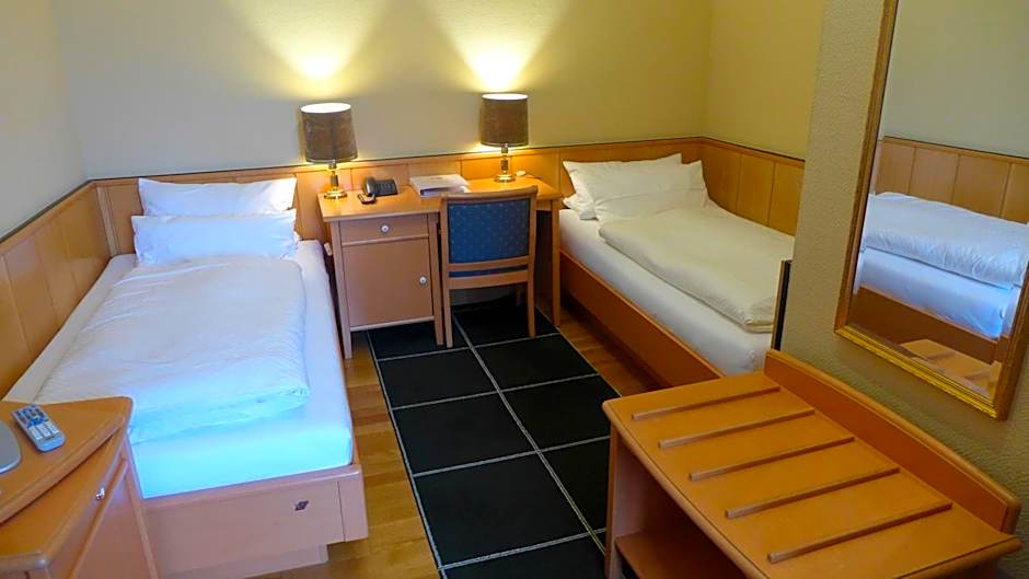 Photo 1 of 4 of 2 Beds